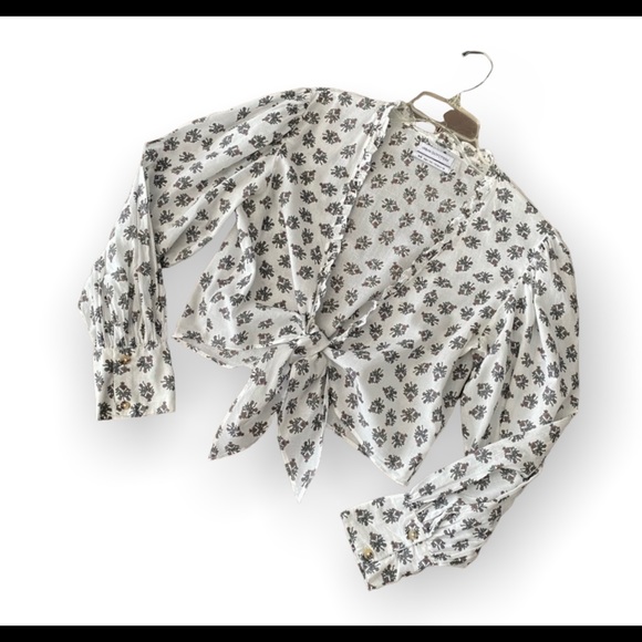 Urban Outfitters Tie Front Crop Top Size Medium - Picture 2 of 16